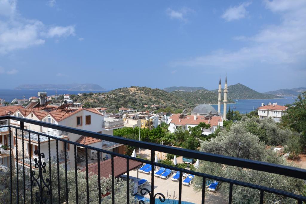 Tugce Apartments Каш Екстериор снимка